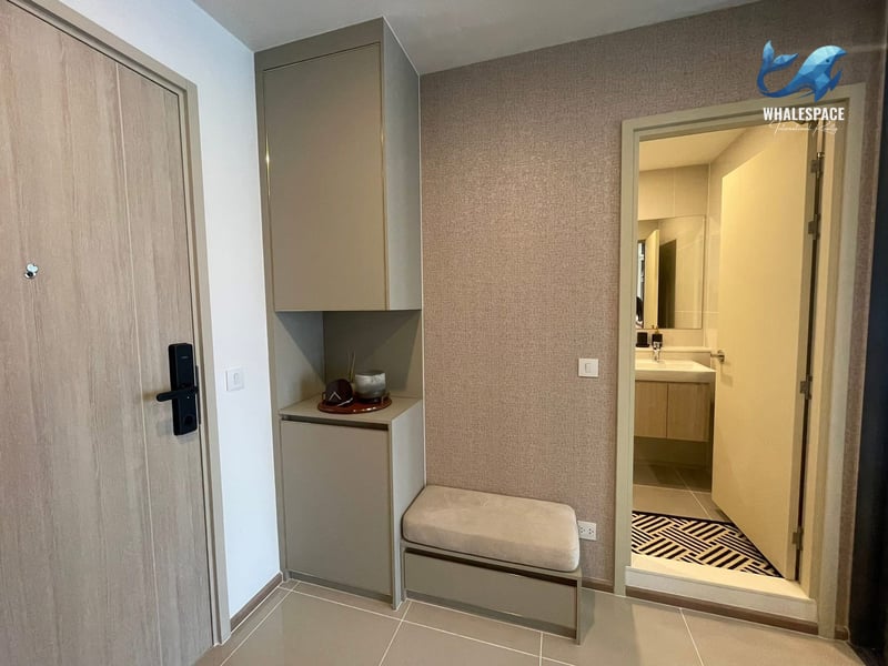 Life Rama 4-Asoke — High Floor City View | Ready to Move | Near MRT photo 4