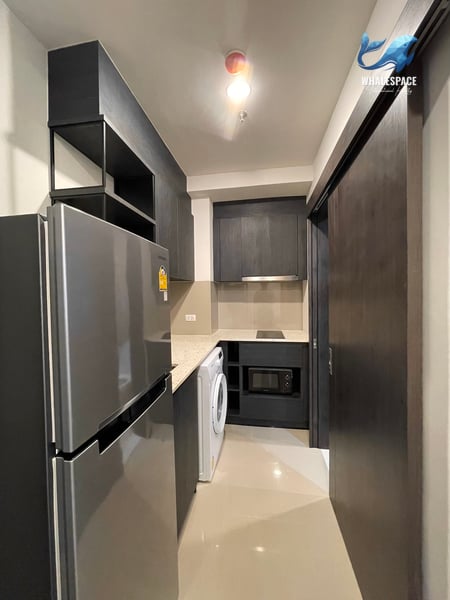 XT Huaikhwang — Fully Furnished Ready to Move In | Steps from MRT Huai Khwang photo 3