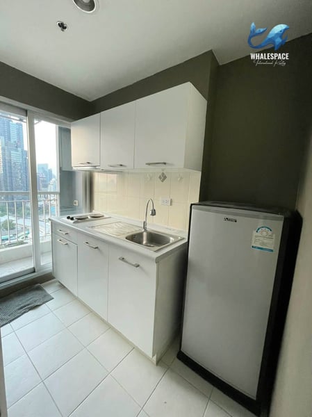 Life @ Sathorn 10 — Skyline View Residence | Near BTS Chong Nonsi photo 3