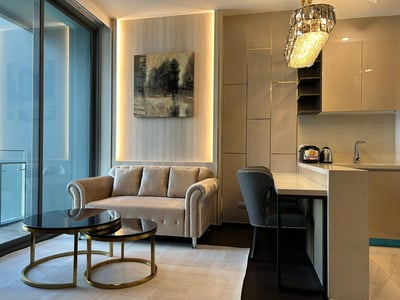 شقة فاخرة في LAVIQ Sukhumvit 57 | غرفة نوم 42م² طابق 20 | قرب BTS Thonglor