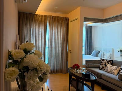 H Sukhumvit 43 | High Floor Unblocked View | Near BTS Phrom Phong