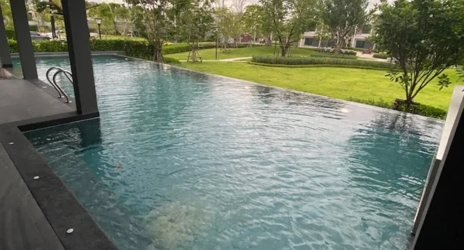 พลีโน่ สุขุมวิท-บางนา 3