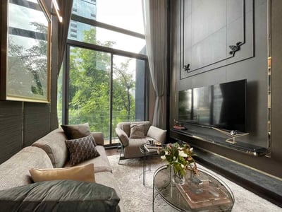 LAVIQ Sukhumvit 57 — Luxury Duplex Corner Residence | Near BTS Thong Lo