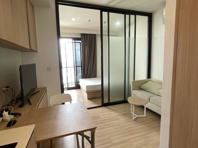 M Jatujak — Pet-Friendly 1BR Condo on 31st Floor | Near BTS Mo Chit & MRT Chatuchak