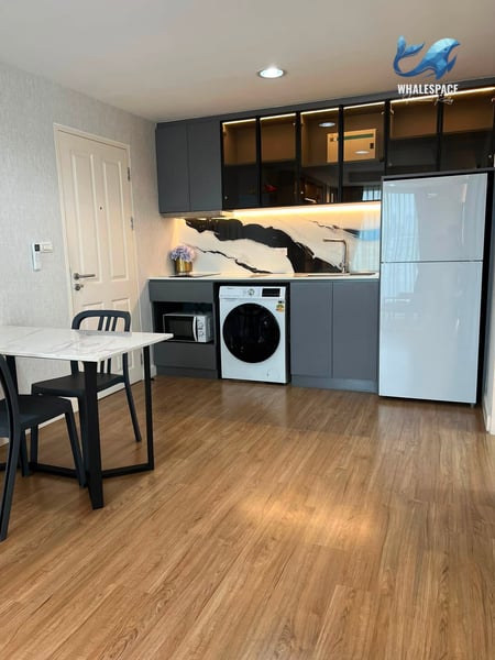 The Kris Ratchada 17 — Luxury Corner Unit | City View | Near MRT Sutthisan photo 3
