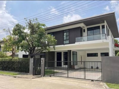 Mantana Srinakarin-Bangna — Private Family Home | Near Clubhouse