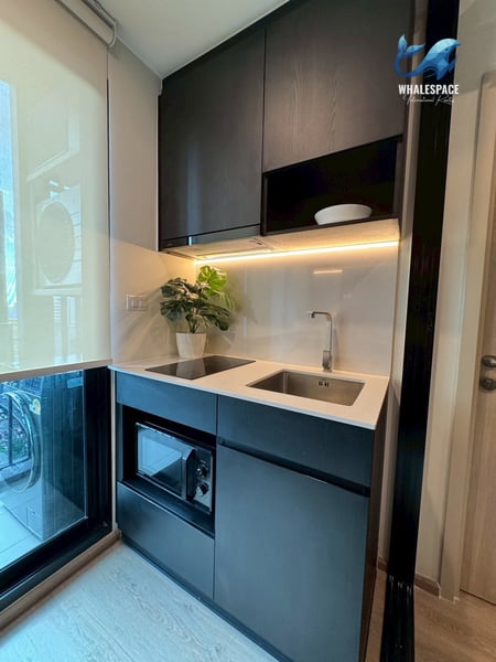 NUE District R9 – Designer Built-in Residence | Open Skyline View | Rama 9 photo 4