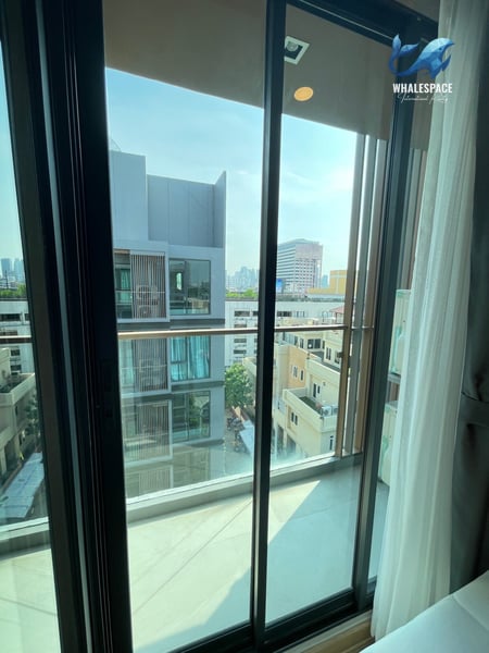 Lloyd Soonvijai-Thonglor — Corner Unit Fl. 8 | 80m to Bangkok Hospital | Free Monthly Cleaning photo 4