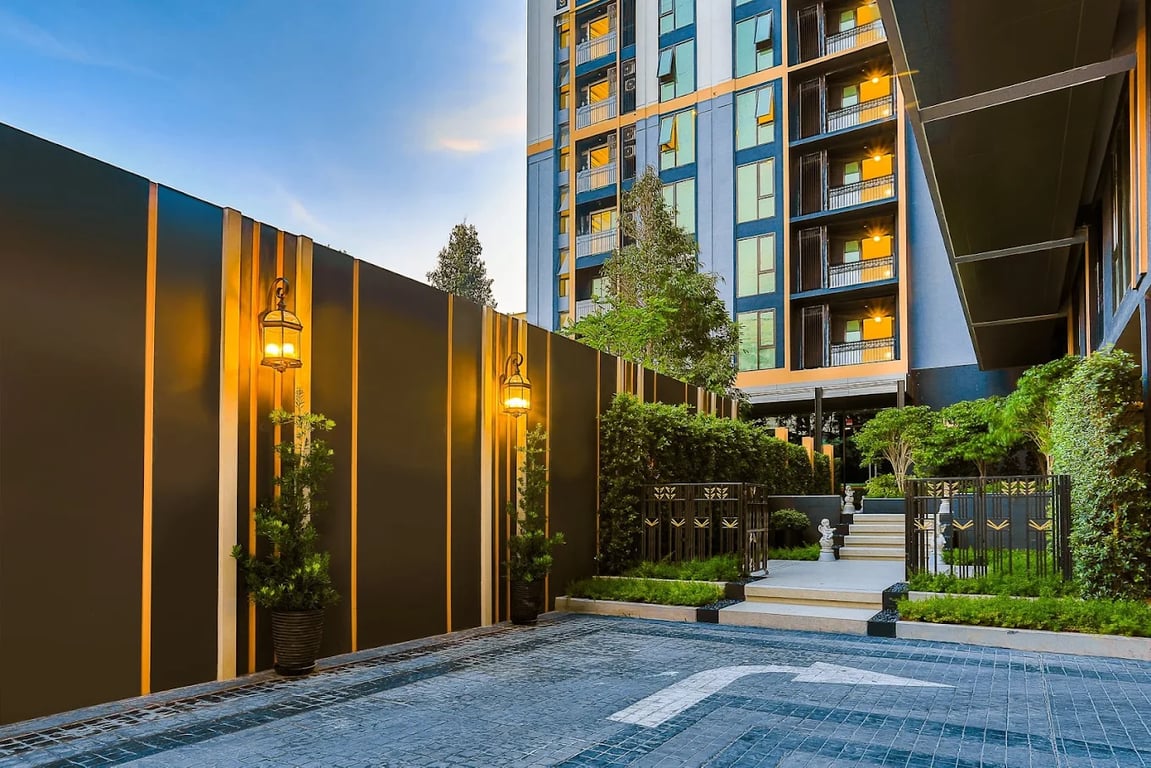 Venio Sukhumvit 10
