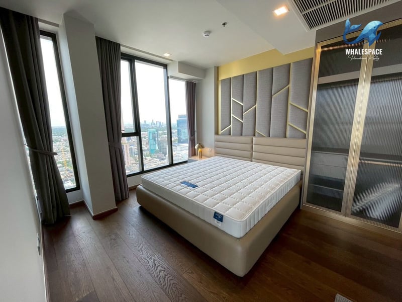 Ideo Q Sukhumvit 36 - Ultra-Private 35th Floor Corner 1BR with 180° Sukhumvit Skyline Views photo 2