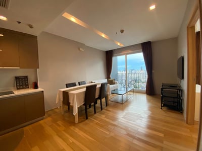 Siri at Sukhumvit — รีโนเวทใหม่ วิวเมืองโล่ง | สกายวอล์กถึง BTS ทองหล่อ