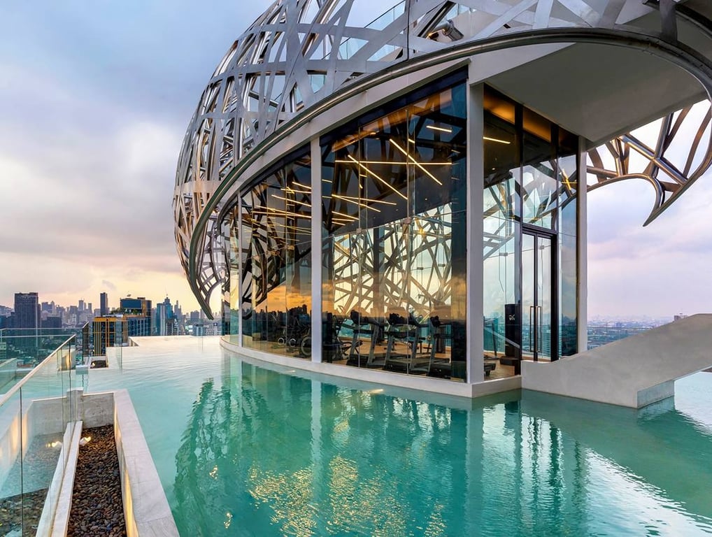 The Tree Pattanakarn-Ekkamai