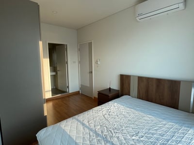Lumpini Place Rama 3 Riverine — High Floor River View | Ready to Move