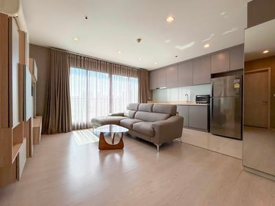 Rhythm Sukhumvit 36-38 | Spacious 2 Bedroom Unit | High Privacy