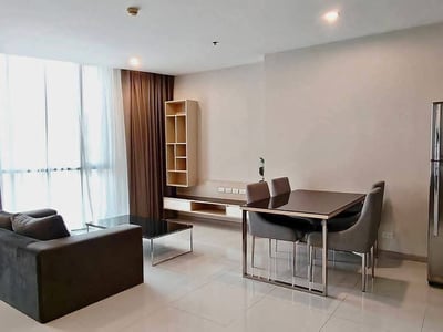 Up Ekkamai — Spacious City View Residence | Prime Ekkamai Living