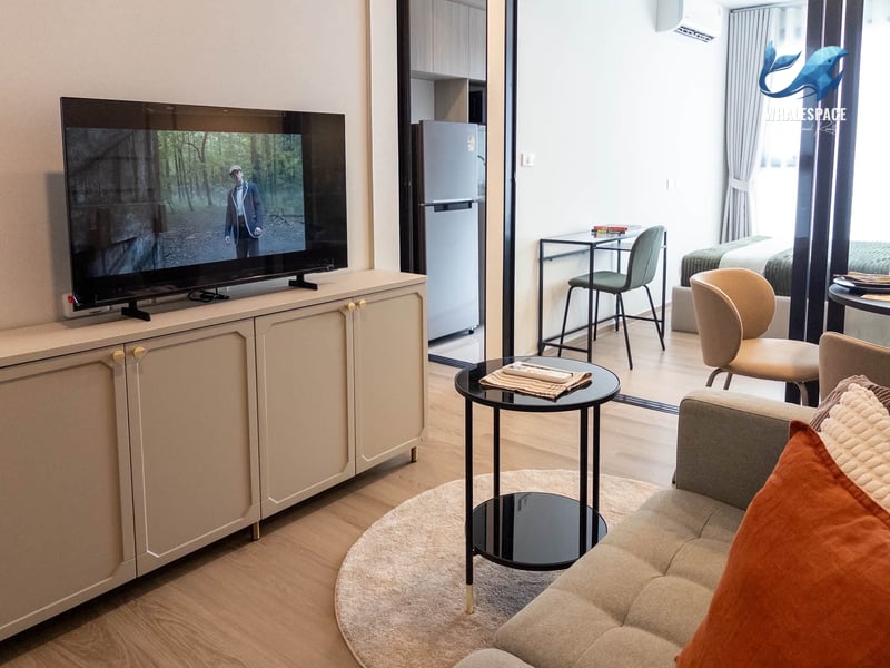 Origin Play Bangkhunnon Triple Station — Designer 1BR | Open View | Near MRT photo 3