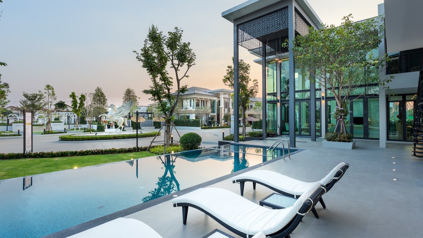 The Pavilla (Private Residences) Bangbon 3