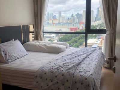 Regal Condo Sathorn - Naradhiwas — High Floor CBD Living | Near BTS