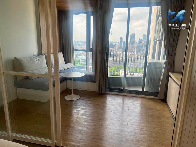 Triple Y Residence — University View Residence | Ready to Move In | MRT Sam Yan photo 2