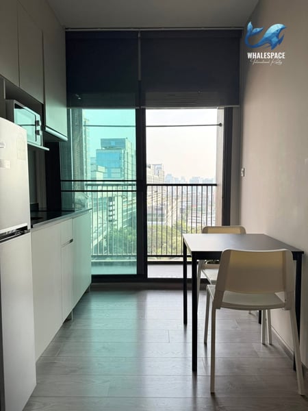 Whizdom Avenue Ratchada-Ladprao — MRT 0m | High Floor City View photo 3