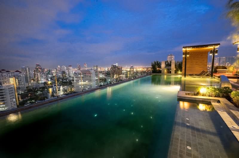 H Sukhumvit 43