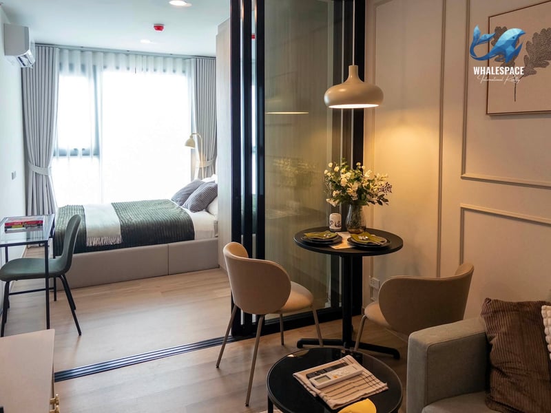 Origin Play Bangkhunnon Triple Station — Designer 1BR | Open View | Near MRT photo 4