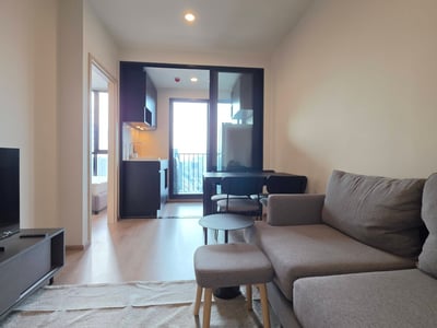 NUE District R9 — High-Floor Modern 1-Bedroom | Tower R 28th Floor Open City View | Next to MRT Phra Ram 9 & Central Rama 9
