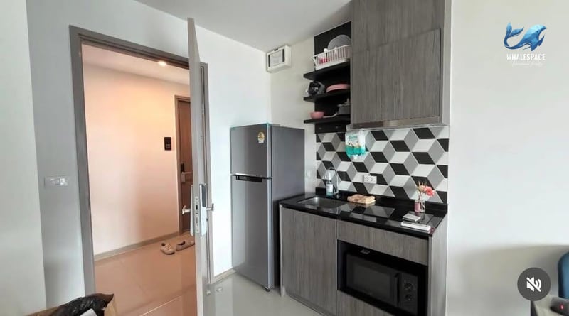 The Base Phetchaburi-Thonglor — High Floor Corner Unit | City View | Near MRT & BTS photo 3