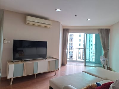 Belle Grand Rama 9 — คอนโดห้องใหญ่ วิวสระสวย | ใกล้ MRT พระราม 9