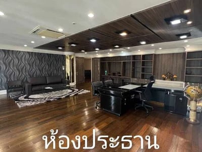 Muang Thong Chaeng Watthana Office — Fully Furnished Floor Plate | Ready for 50 Seats