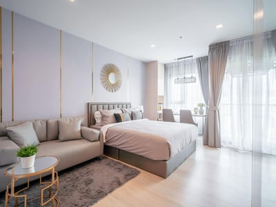 Life One Wireless — Fully Furnished Studio | Prime Wireless Road | Near BTS Ploenchit