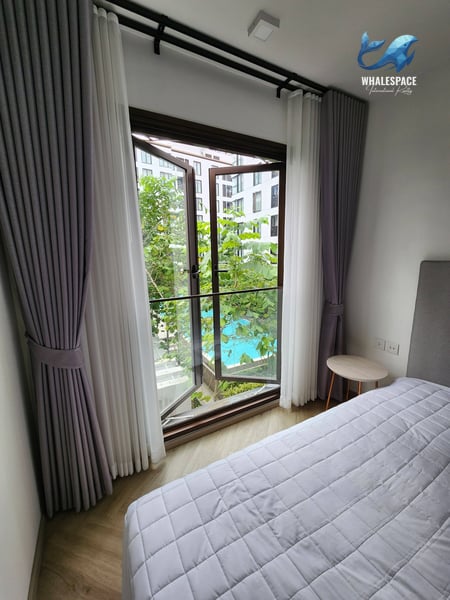 Chapter Thonglor 25 — Pool View Low Rise Condo | Shuttle to BTS photo 2