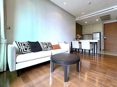 The Address Sukhumvit 28 — High Floor City View | Jacuzzi Unit | BTS Phrom Phong photo 4