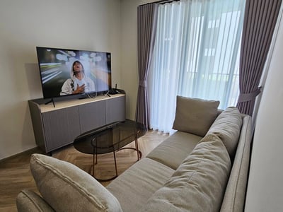 Chapter Thonglor 25 — Pool View Low Rise Condo | Shuttle to BTS