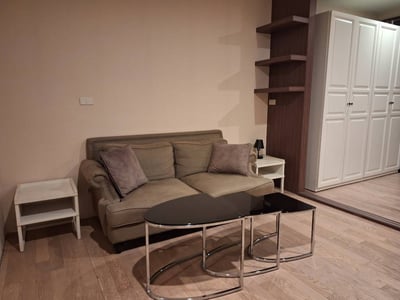 Noble Solo — High Floor City View | Modern Built-in Studio | Thonglor