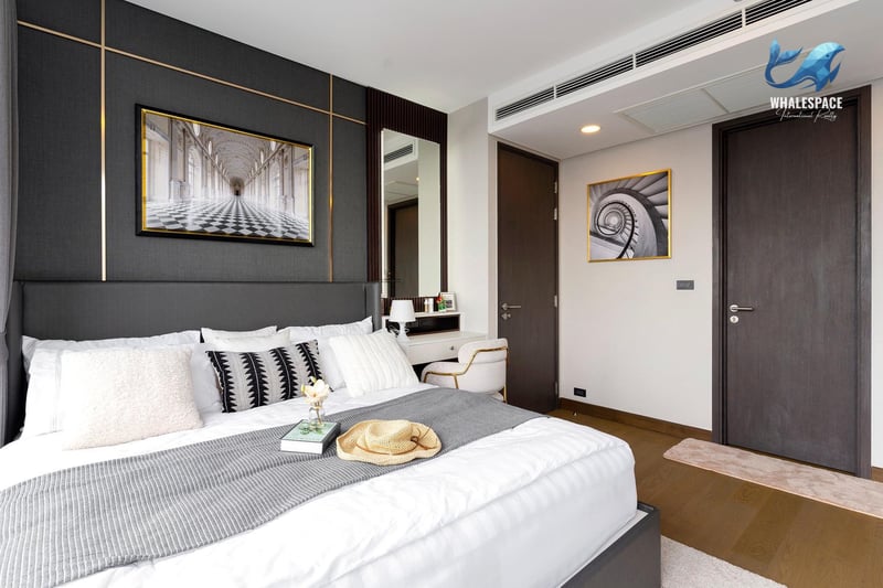Wyndham Residence Queens — Luxury Corner Living | Steps to MRT QSNCC photo 4
