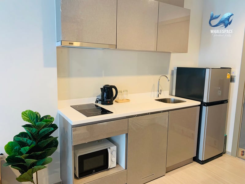 Life Asoke Rama 9 — Fully Furnished Smart Living | Near MRT Rama 9 photo 3