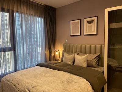 Life Asoke Hype — High Floor Studio | Near MRT Rama 9 & Central Rama 9
