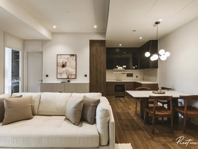 MUNIQ Langsuan — Pet-Friendly Flexible Home | Near Lumpini Park