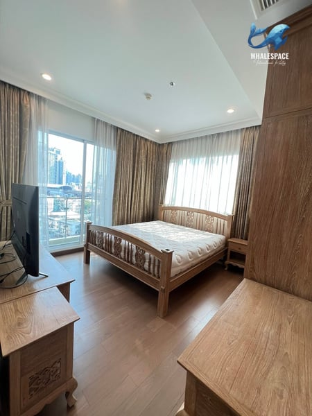 Supalai Elite Phayathai — Corner Residence | Skyline Views | Near BTS photo 2