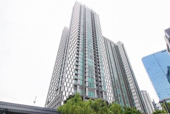 Noble Revolve Ratchada