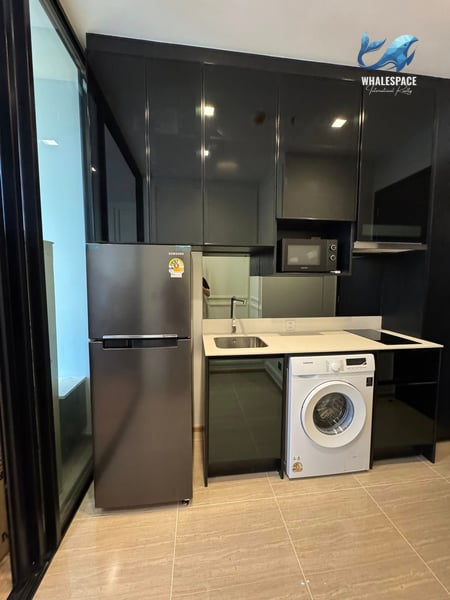 Ari Condo — High Floor Smart Home Unit | Steps to BTS Ari photo 4