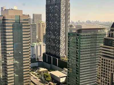 The Met Sathorn