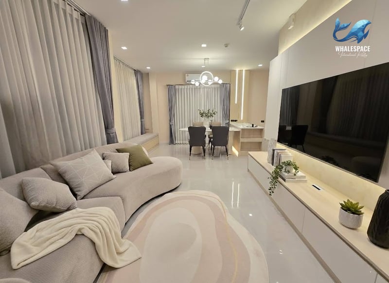Bangkok Boulevard Bangna-KM5 — Luxury House on Main Road | Near Clubhouse photo 2