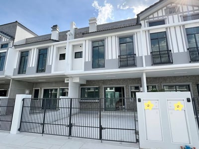 Villaggio 3 Srinakarin–Bangna — Pet-Friendly Family Home | Near Mega Bangna