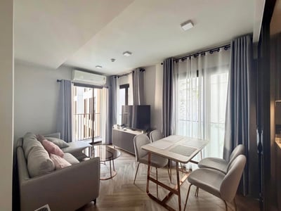 Chapter Thonglor 25 — Bright Corner Unit | Shuttle to BTS | Thonglor