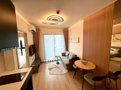 Nue District R9 — Полностью меблированная 1-комн. | Прайм локация Рама 9 | 180м до MRT и Central