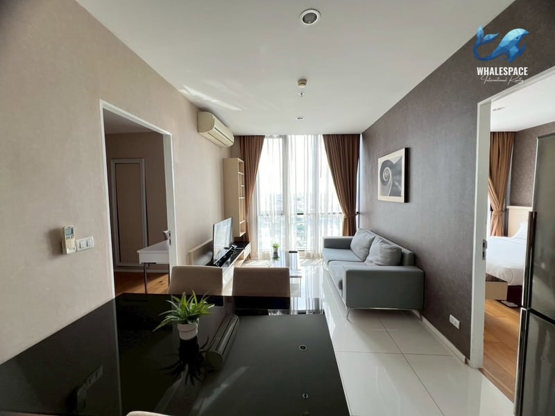 Up Ekamai - Modern 2-Bed High-Rise Condo with Panoramic City Views photo 2