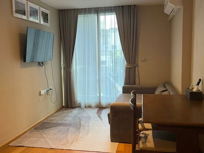 Altitude Samyan - Silom | Private Low-Rise Residence | 400m to MRT Sam Yan