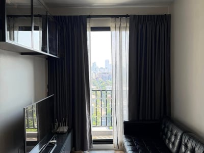 The Niche Pride Thonglor-Petchburi — 10th Floor 1BR | Thonglor View | Separate Kitchen